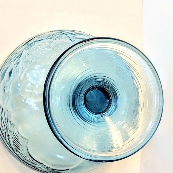 Aqua blue fruit embossed small pedestal bowl - Picture 4 of 8